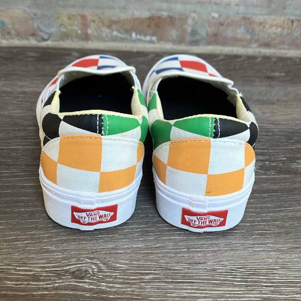 Vans - Picture 4 of 12